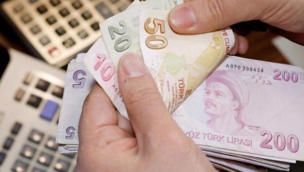 Emeklilere Yılbaşı İkramiyesi Yatacak Mı? Emekli Yılbaşı İkramiyesi Ne Kadar?